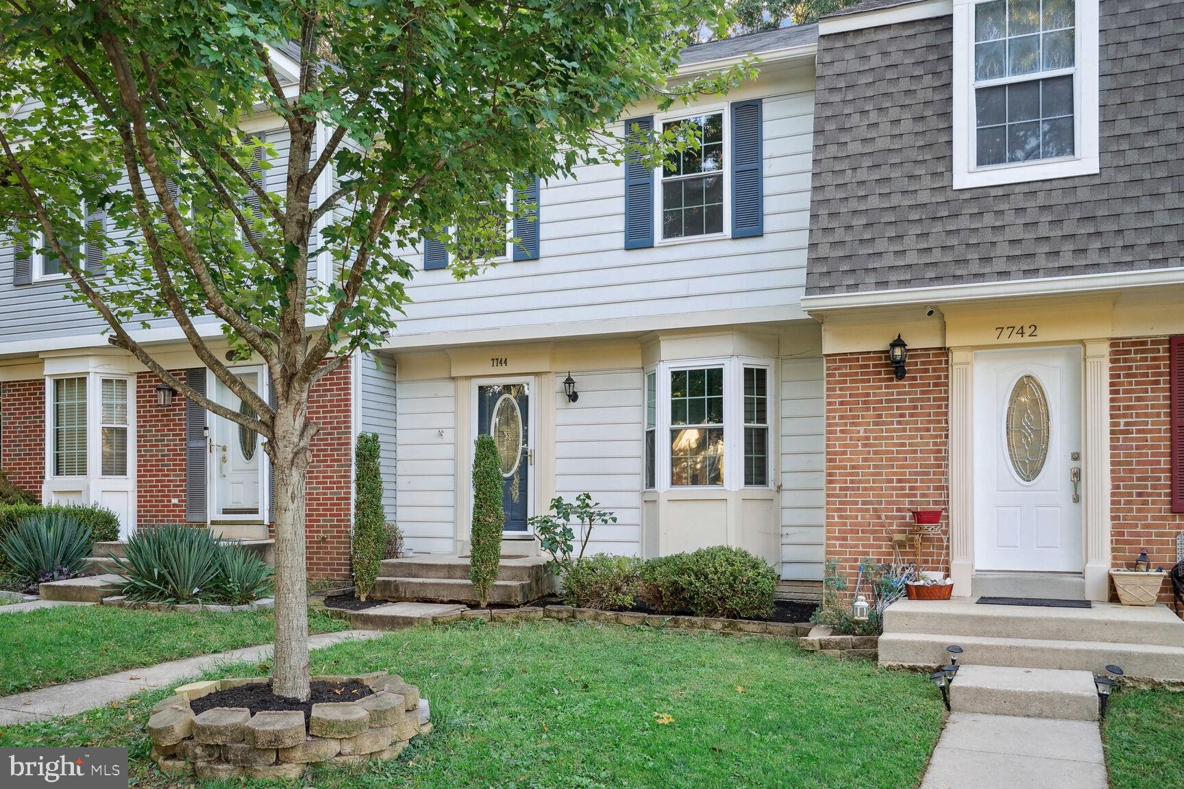 WASHINGTON SQUARE - Residential