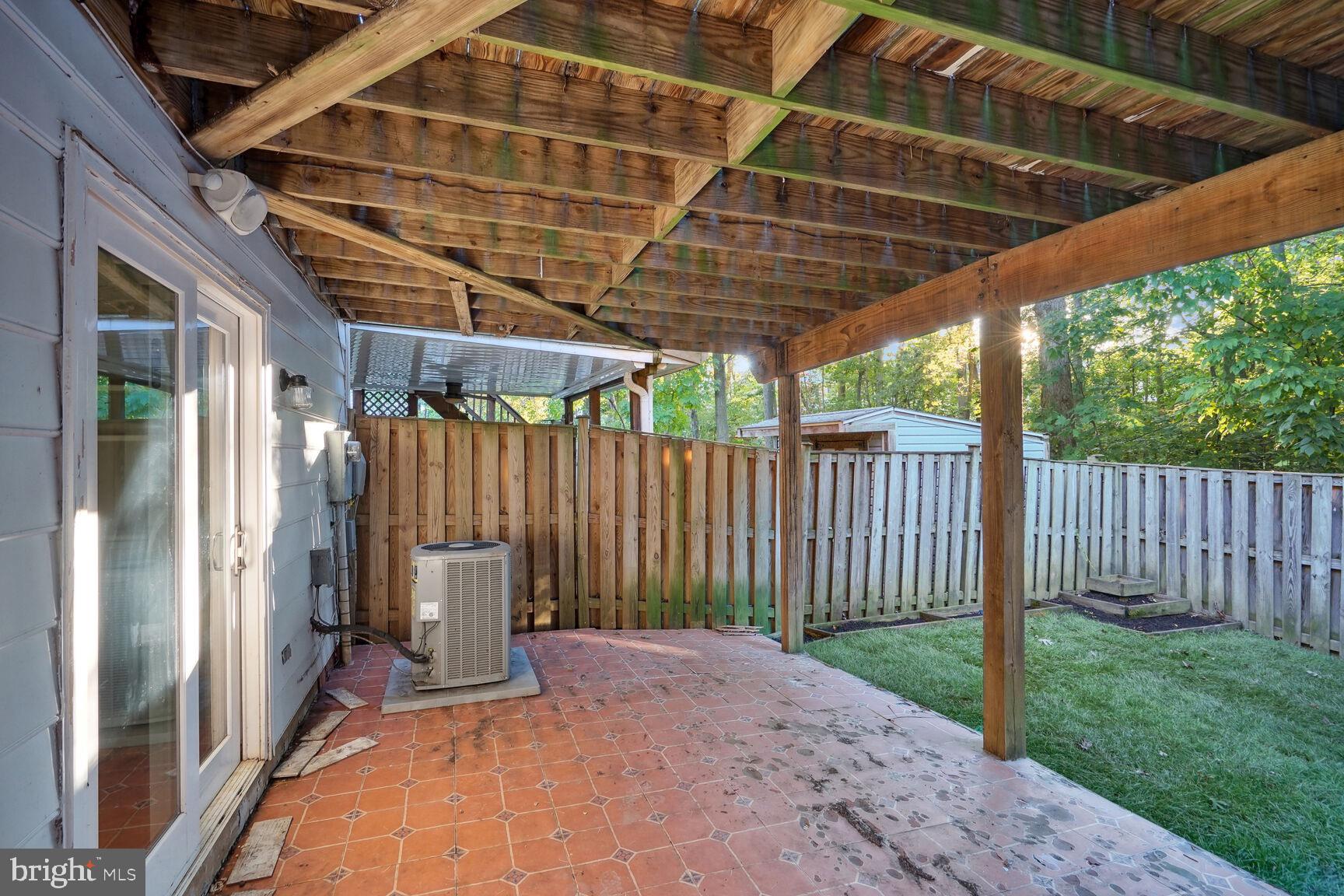 WASHINGTON SQUARE - Residential