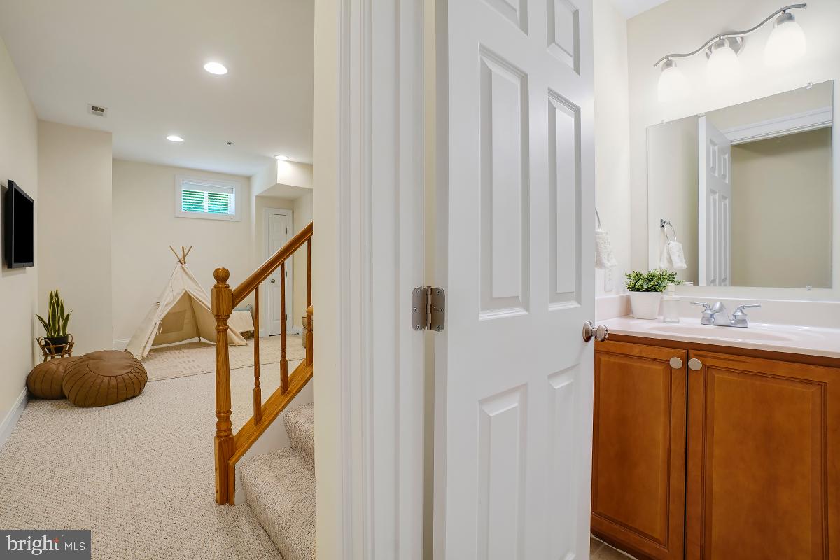 GLENBROOK VILLAGE - Residential