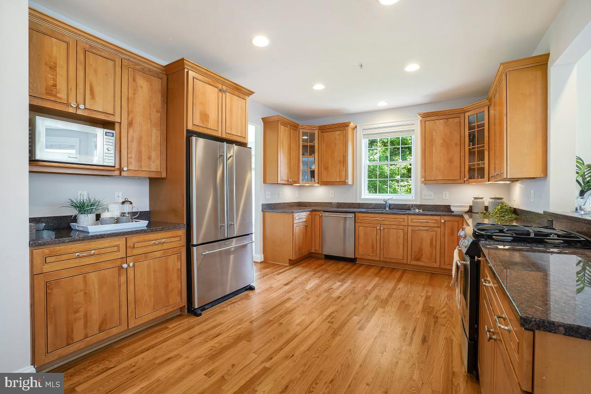 GLENBROOK VILLAGE - Residential