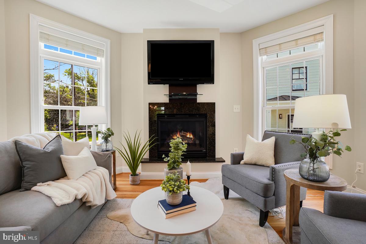 GLENBROOK VILLAGE - Residential