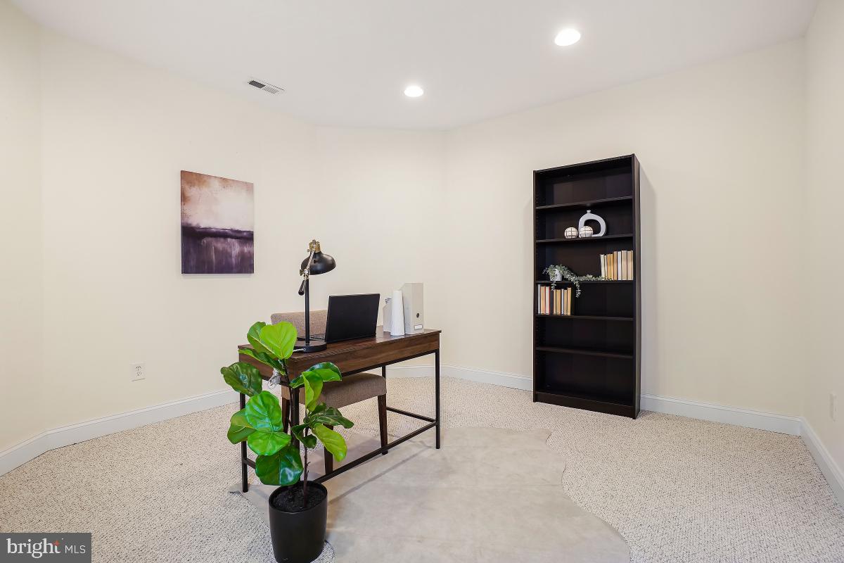 GLENBROOK VILLAGE - Residential