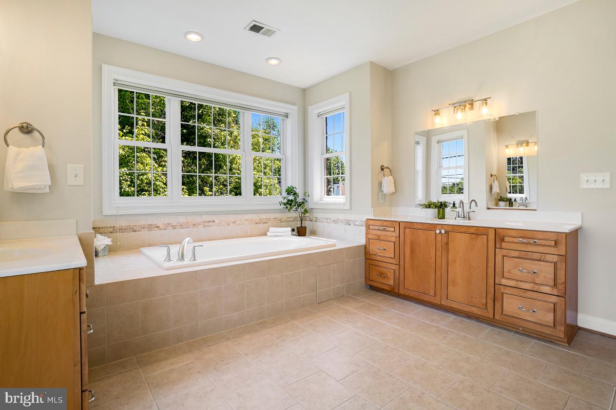 GLENBROOK VILLAGE - Residential