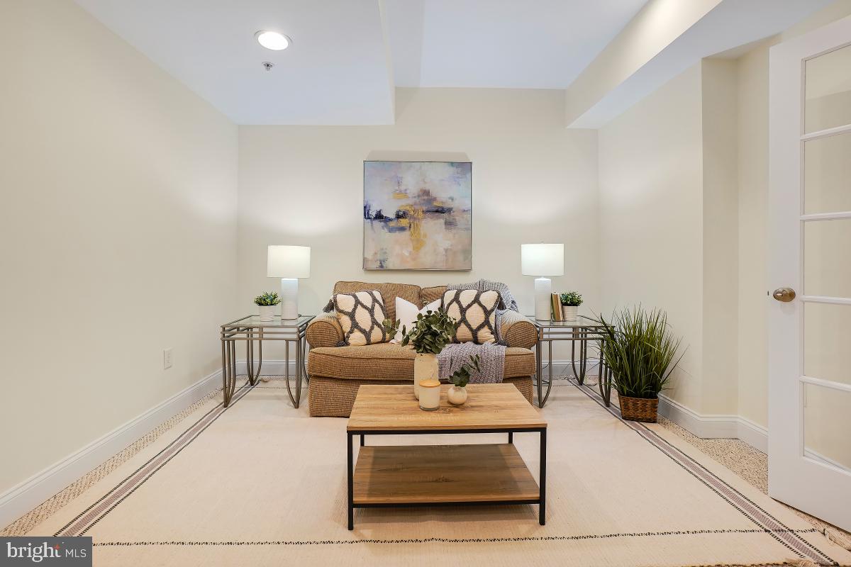 GLENBROOK VILLAGE - Residential