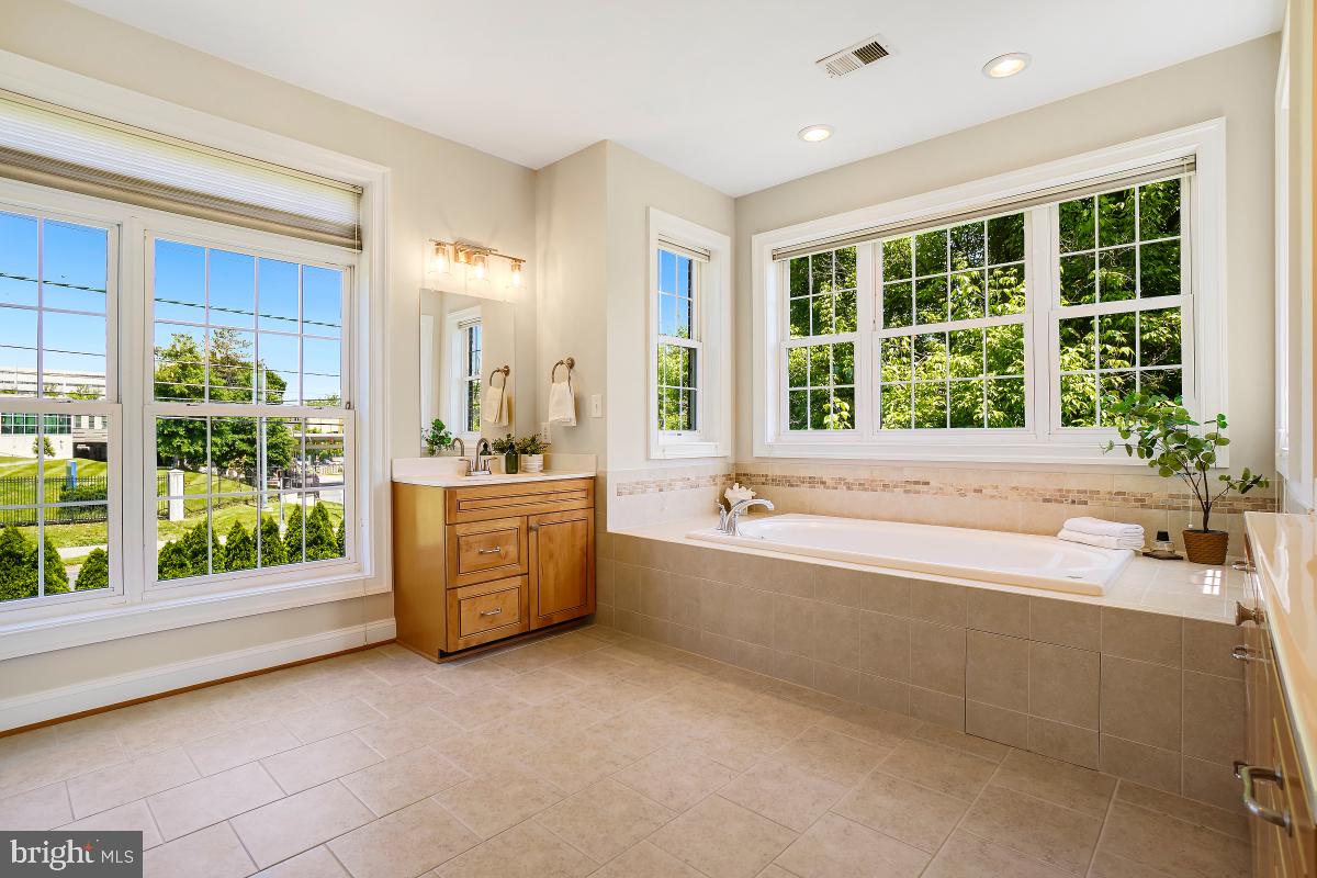 GLENBROOK VILLAGE - Residential