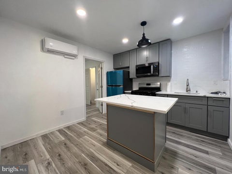 Townhouse For Rent - 1516 W Ritner Street #2F<br/> PHILADELPHIA, PA 19145