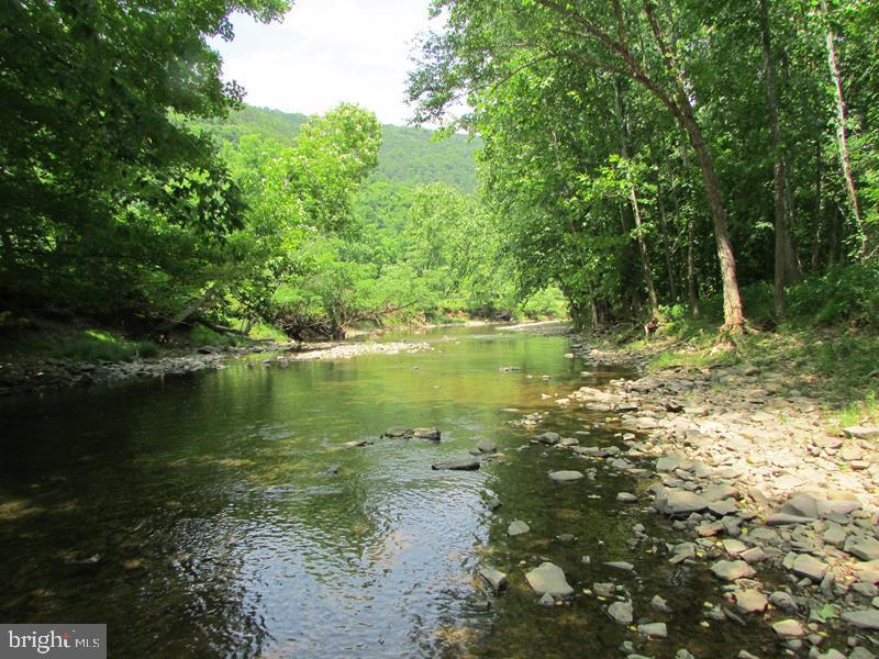 CHRISTINA'S WORLD II - Residential