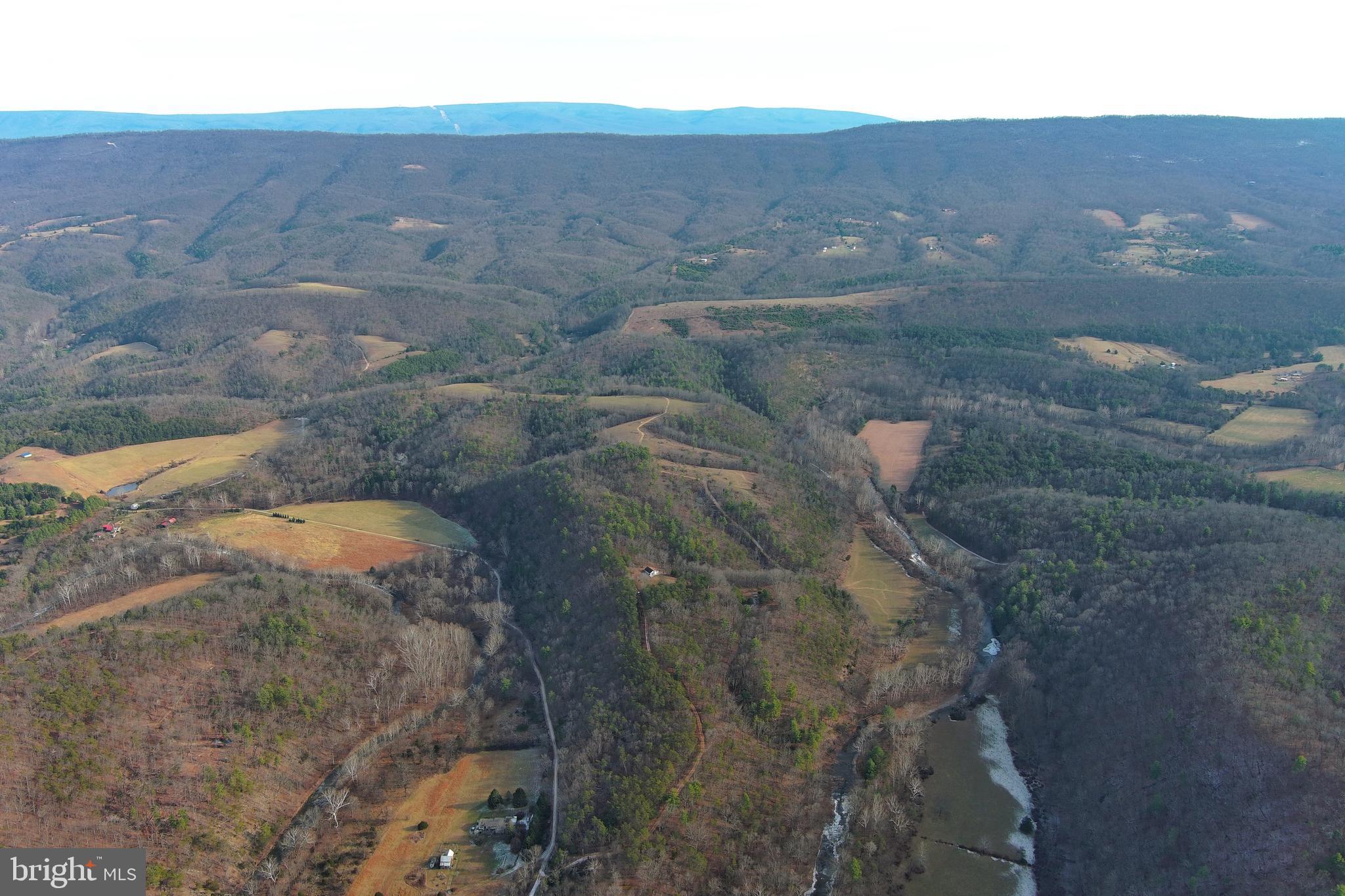 CHRISTINA'S WORLD II - Residential