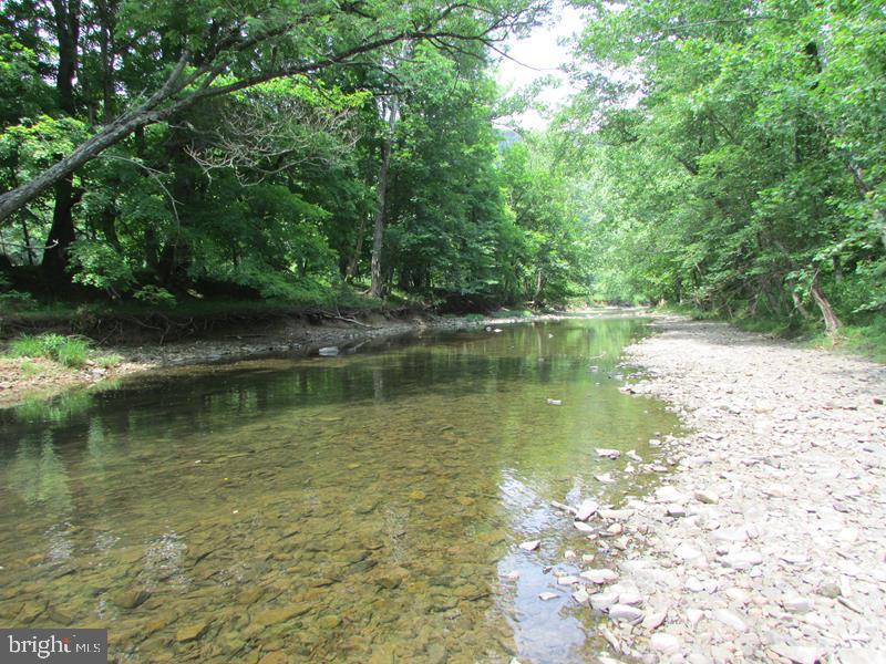 CHRISTINA'S WORLD II - Residential