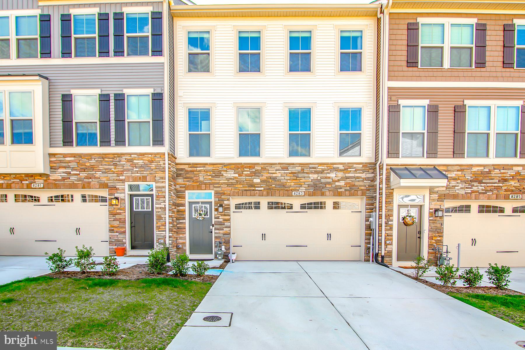 PONDVIEW - Residential Lease