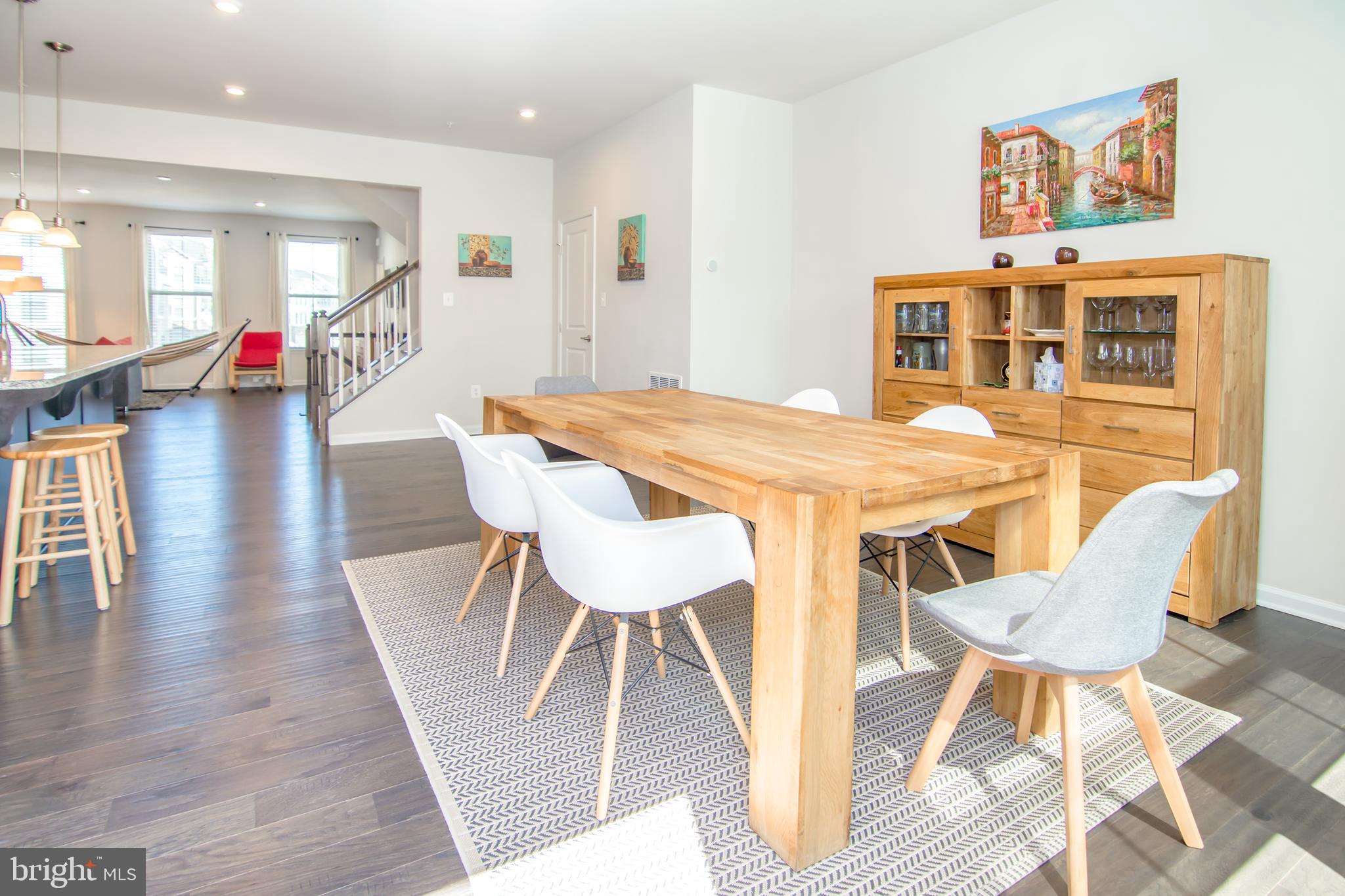 PONDVIEW - Residential Lease