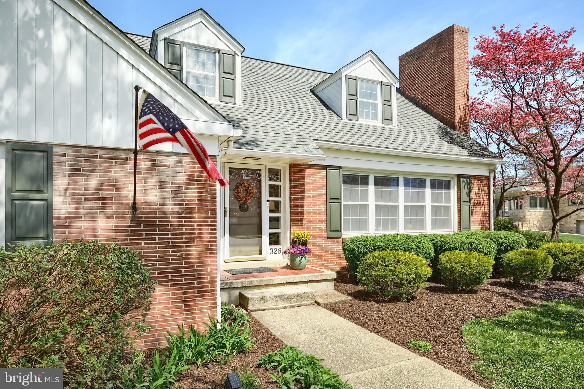 326 ALLEGHENY AVENUE