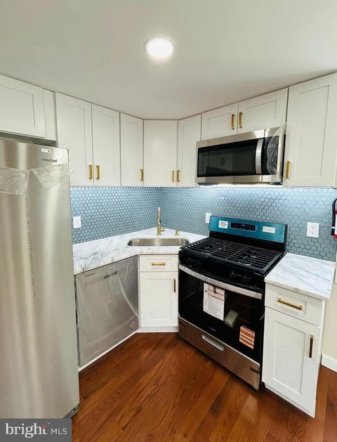 Tiny photo for 352 Roosevelt Avenue, LINDENWOLD, NJ 08021 (MLS # NJCD2116030)