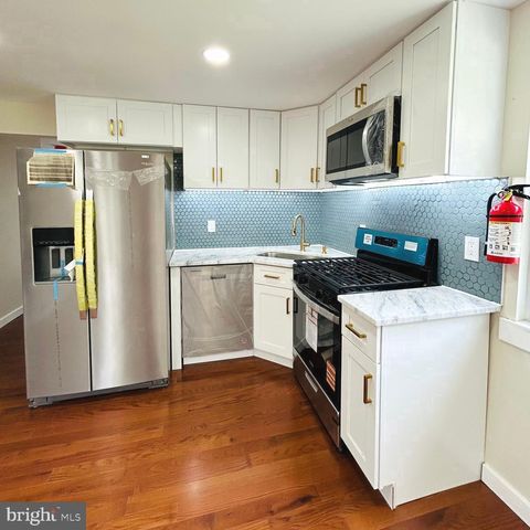 Tiny photo for 352 Roosevelt Avenue, LINDENWOLD, NJ 08021 (MLS # NJCD2116030)