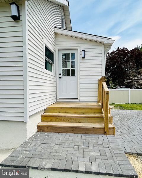 Tiny photo for 352 Roosevelt Avenue, LINDENWOLD, NJ 08021 (MLS # NJCD2116030)