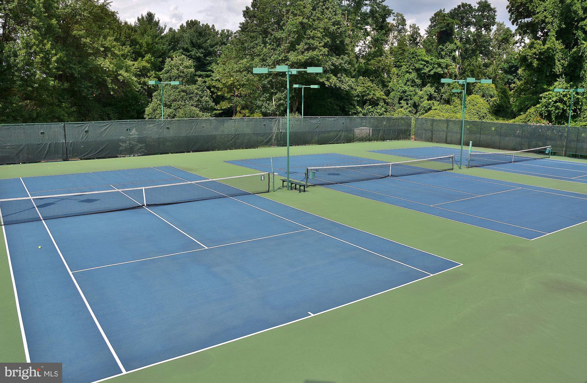 PROMENADE TOWERS - Residential Lease