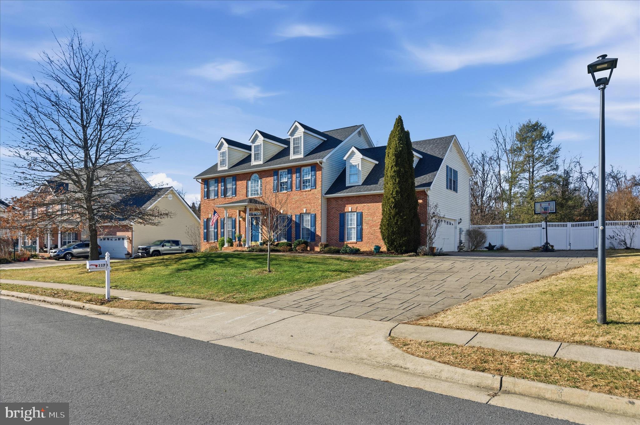 117 HERMITAGE BOULEVARD