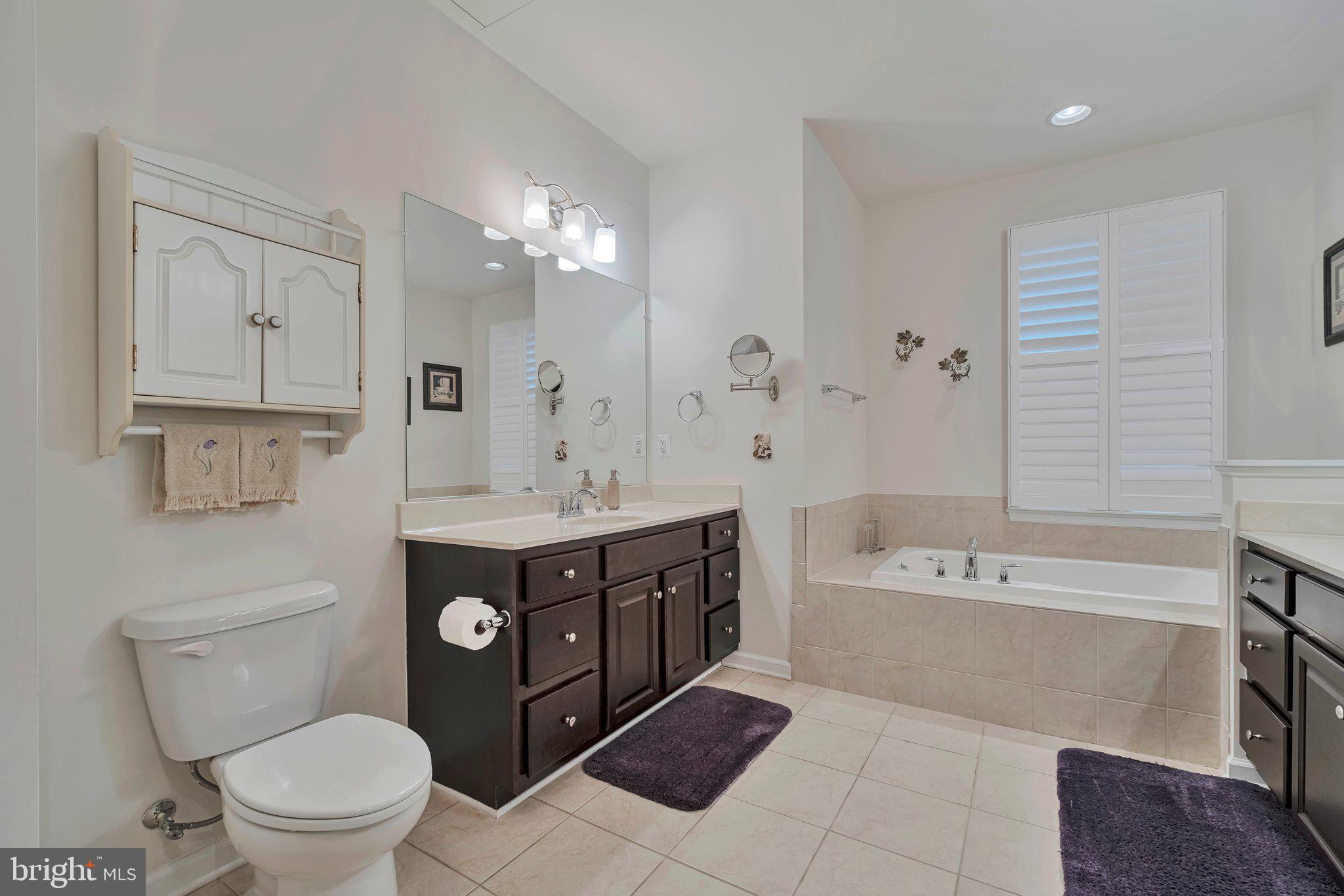 EAST GATE CONDOMINIUMS - Residential