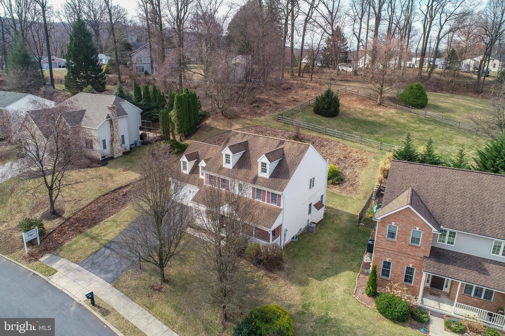 NORTHRIDGE - Residential