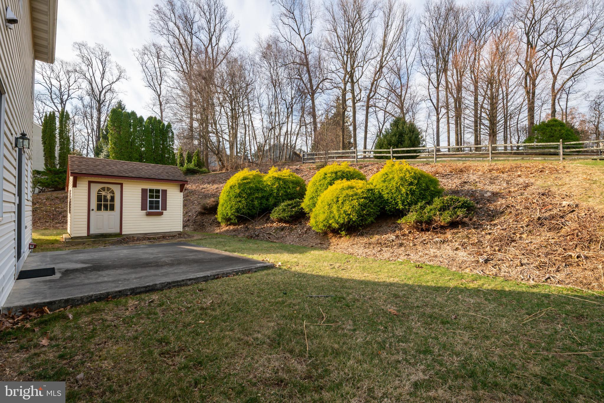 NORTHRIDGE - Residential