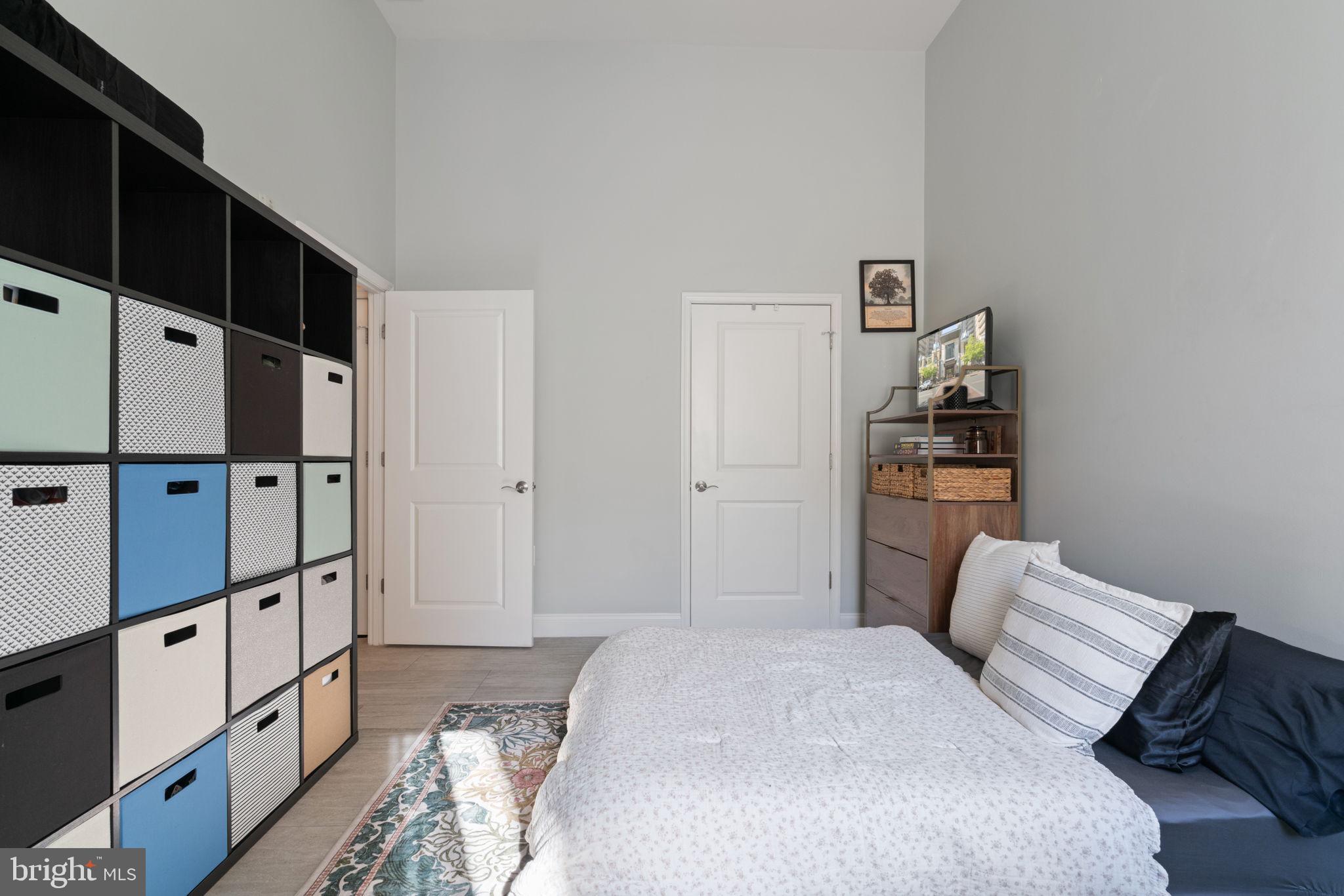 MIDTOWN AT RESTON TOWN CENTER - Residential