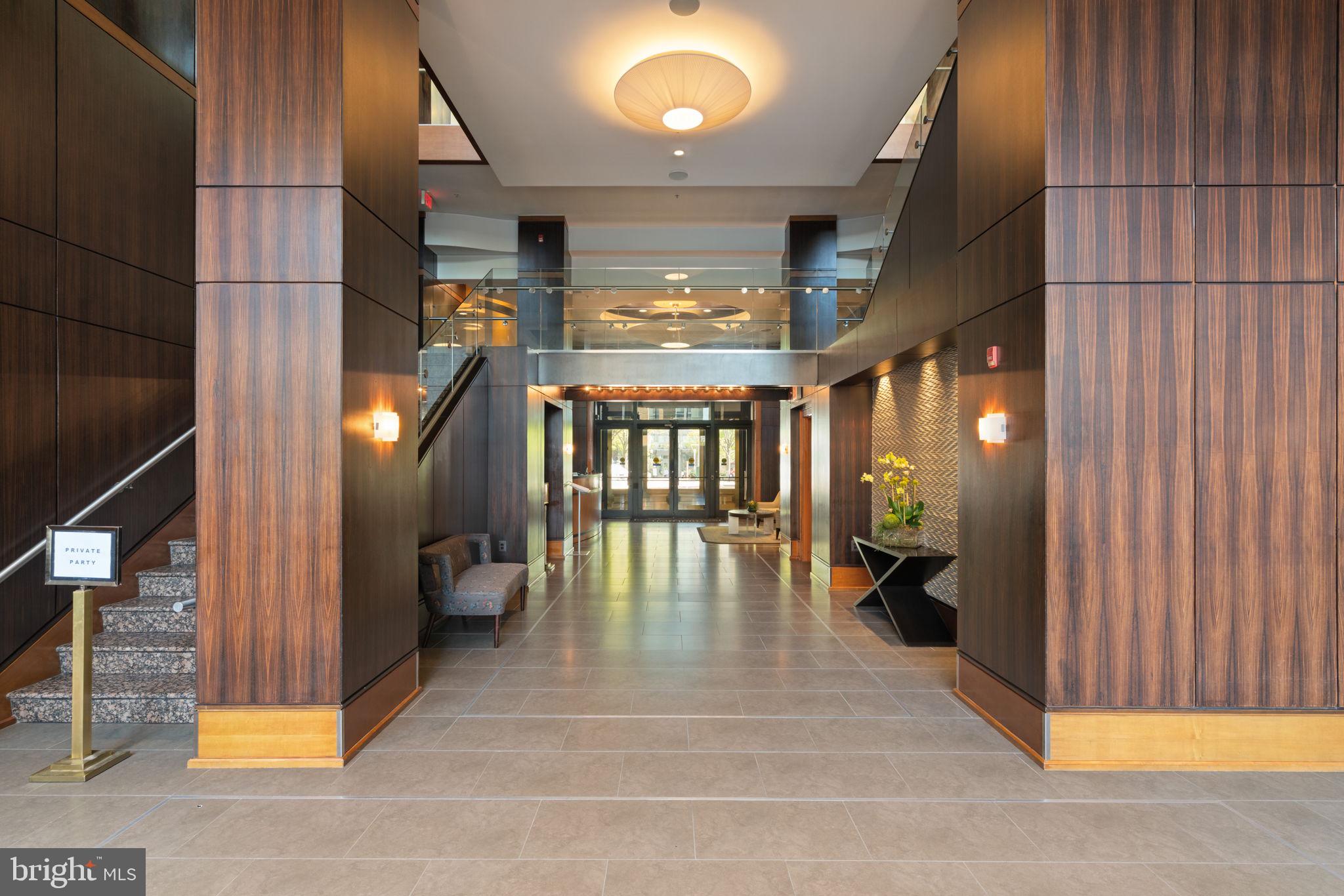 MIDTOWN AT RESTON TOWN CENTER - Residential