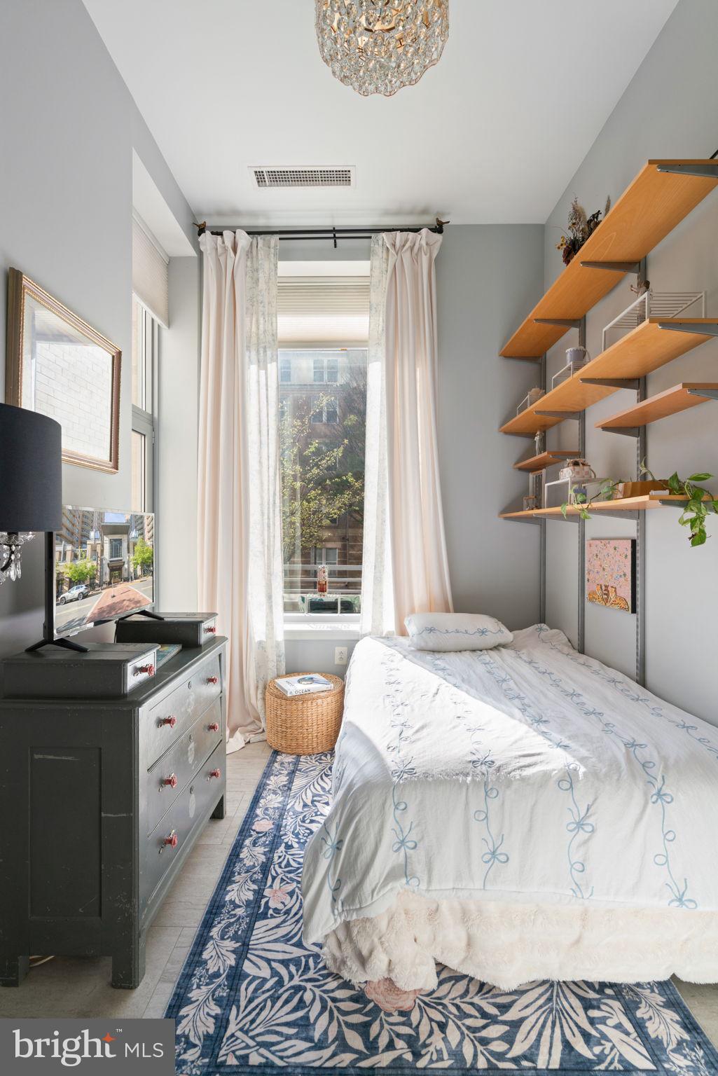 MIDTOWN AT RESTON TOWN CENTER - Residential