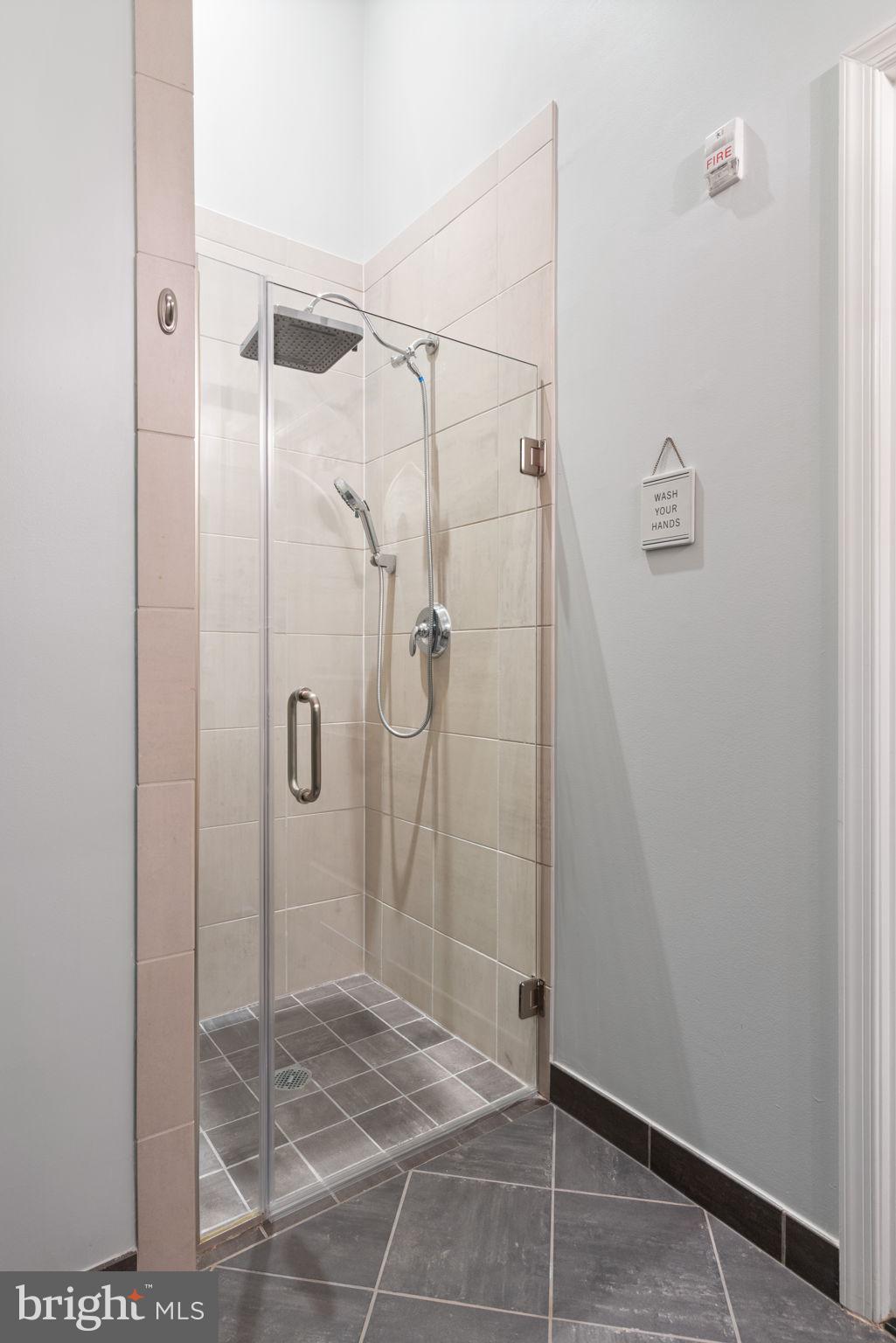 MIDTOWN AT RESTON TOWN CENTER - Residential