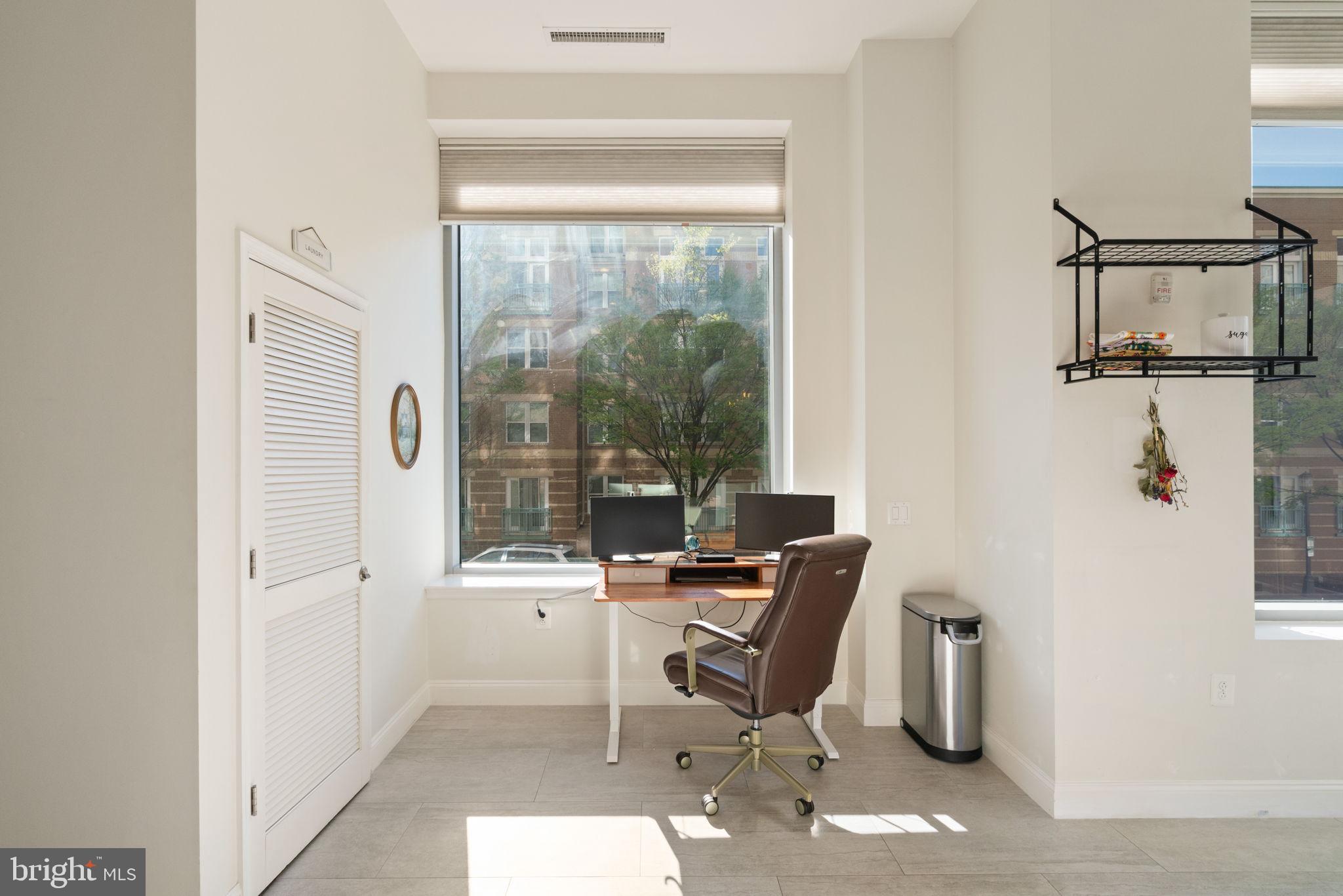 MIDTOWN AT RESTON TOWN CENTER - Residential