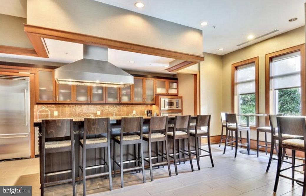 MIDTOWN AT RESTON TOWN CENTER - Residential