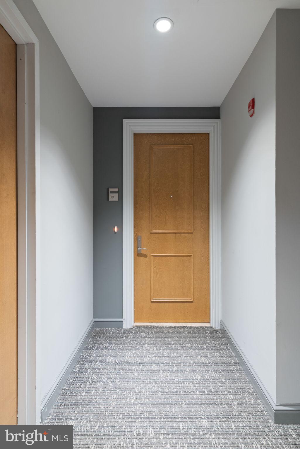 MIDTOWN AT RESTON TOWN CENTER - Residential