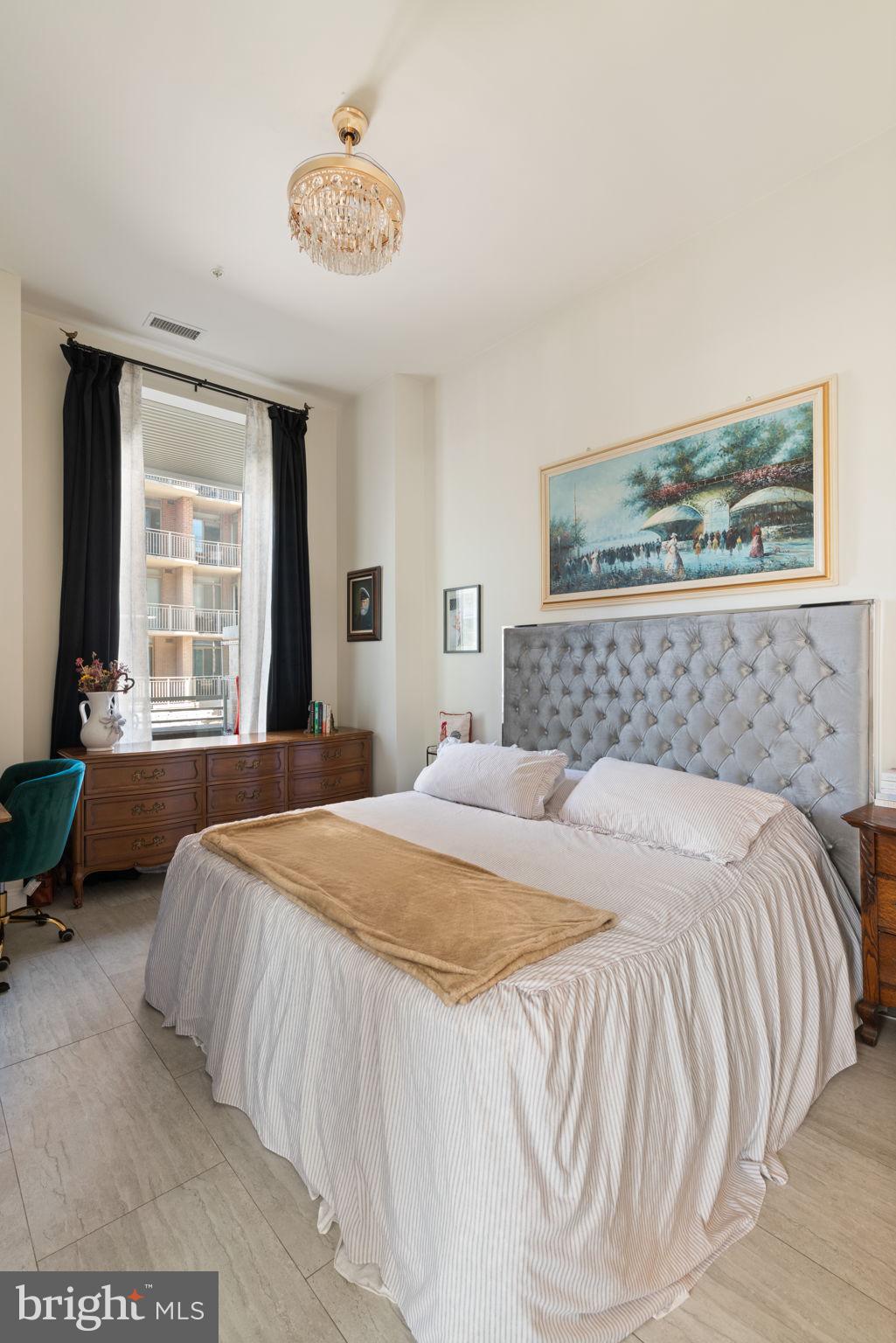 MIDTOWN AT RESTON TOWN CENTER - Residential