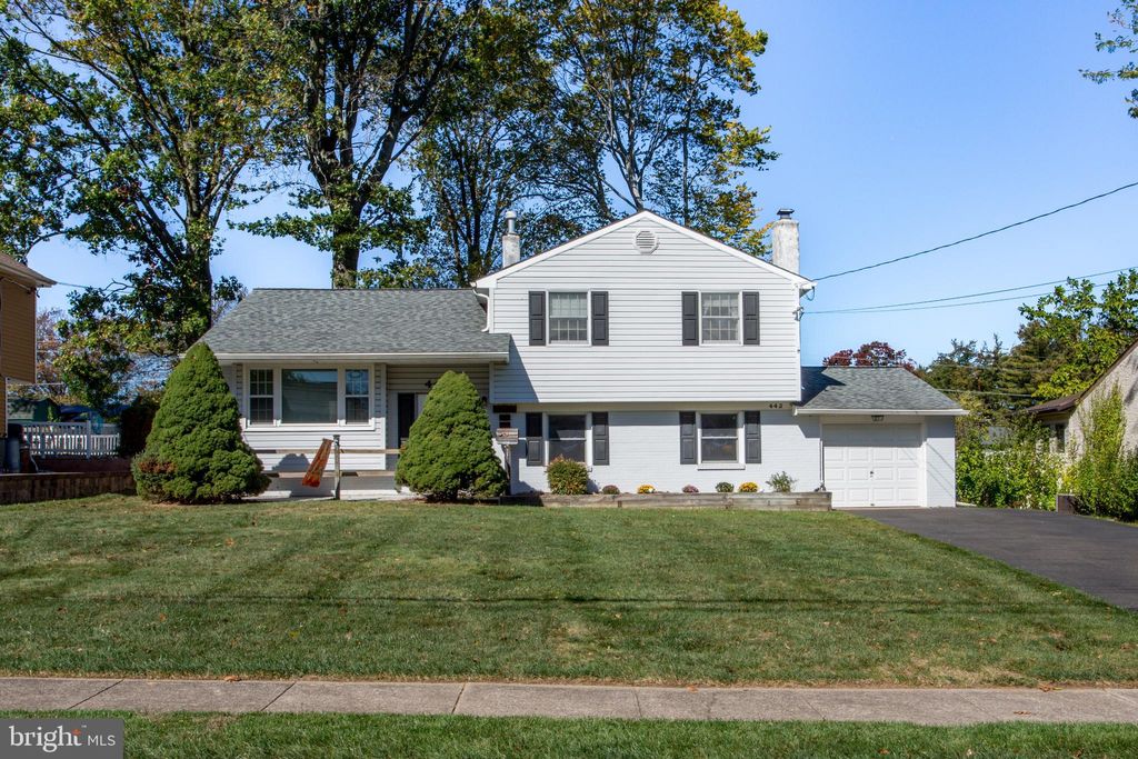 Photo of 442 Acorn Drive, WARMINSTER, PA 18974 (MLS # PABU2108052)