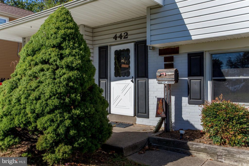 Photo of 442 Acorn Drive, WARMINSTER, PA 18974 (MLS # PABU2108052)