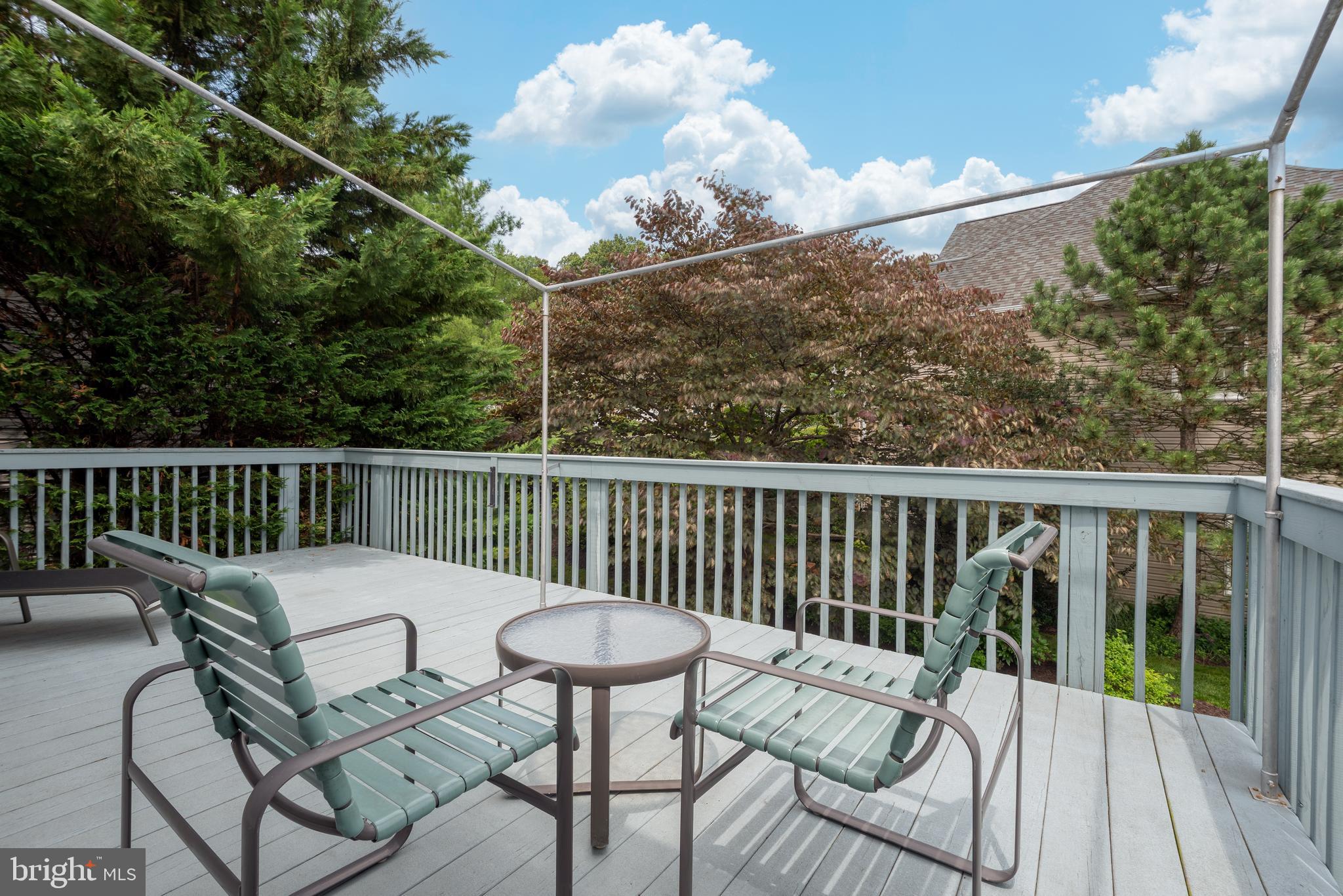 WITNEY RIDGE - Residential