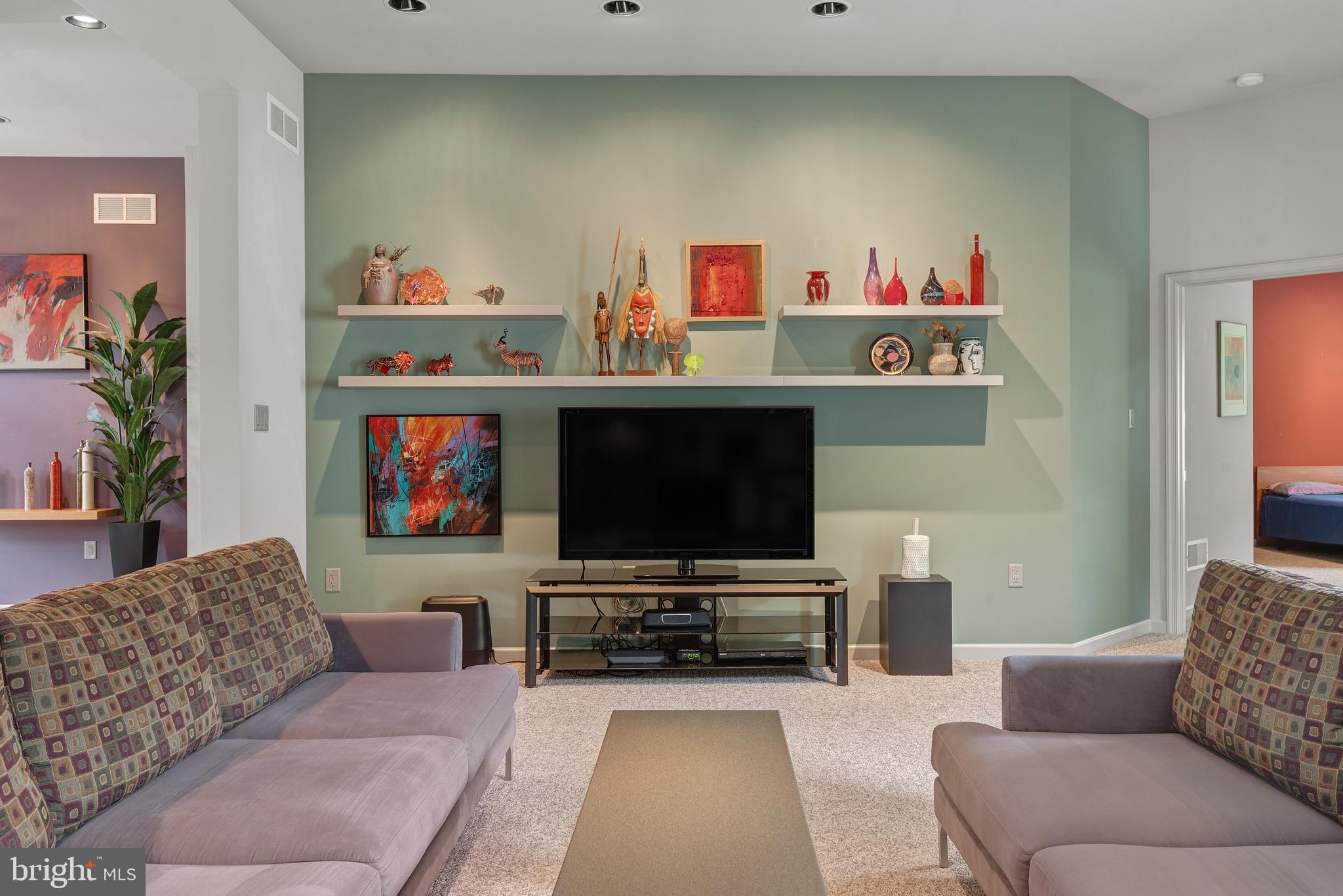 WITNEY RIDGE - Residential