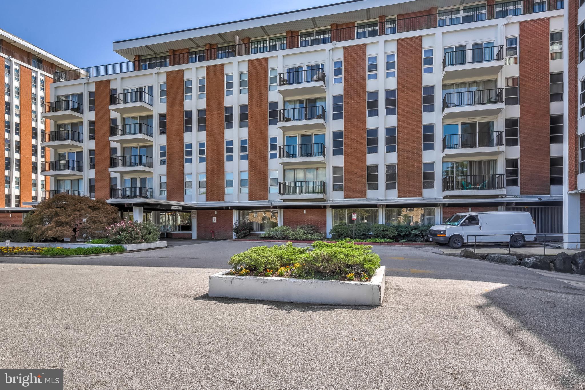 THE IMPERIAL - Residential