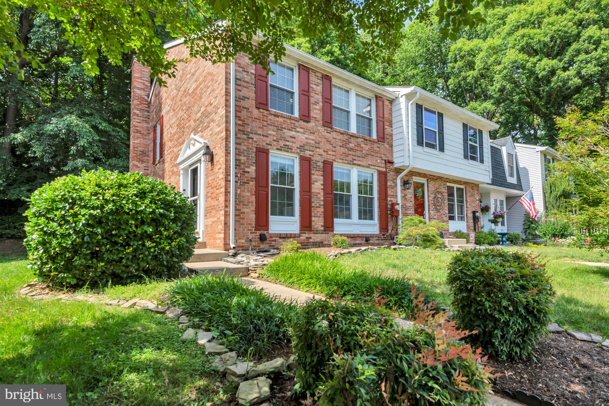 472 LAUREL VALLEY COURT