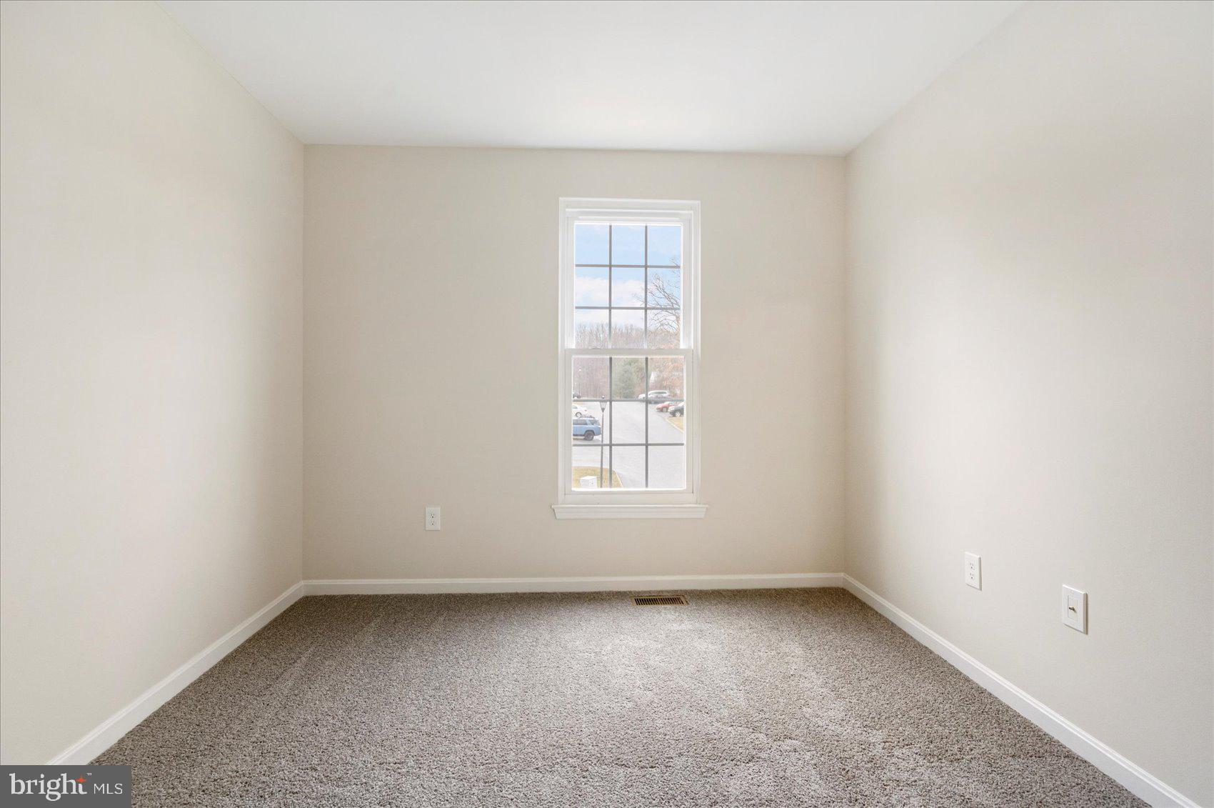 VILLAGE OF THOMAS RUN - Residential