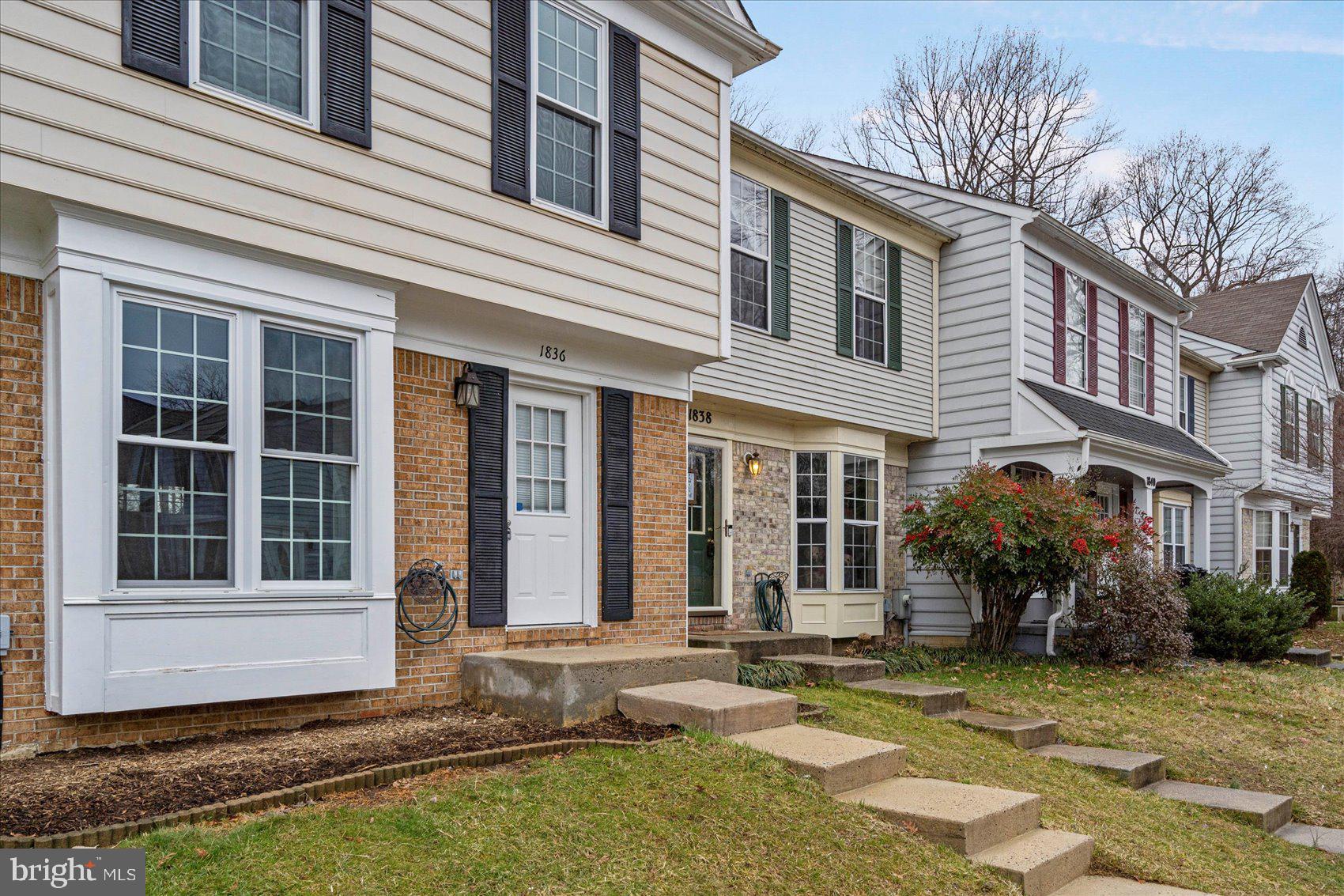 VILLAGE OF THOMAS RUN - Residential