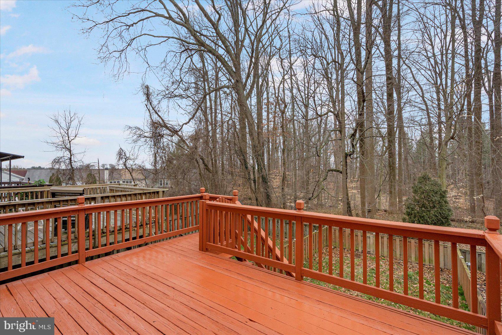 VILLAGE OF THOMAS RUN - Residential