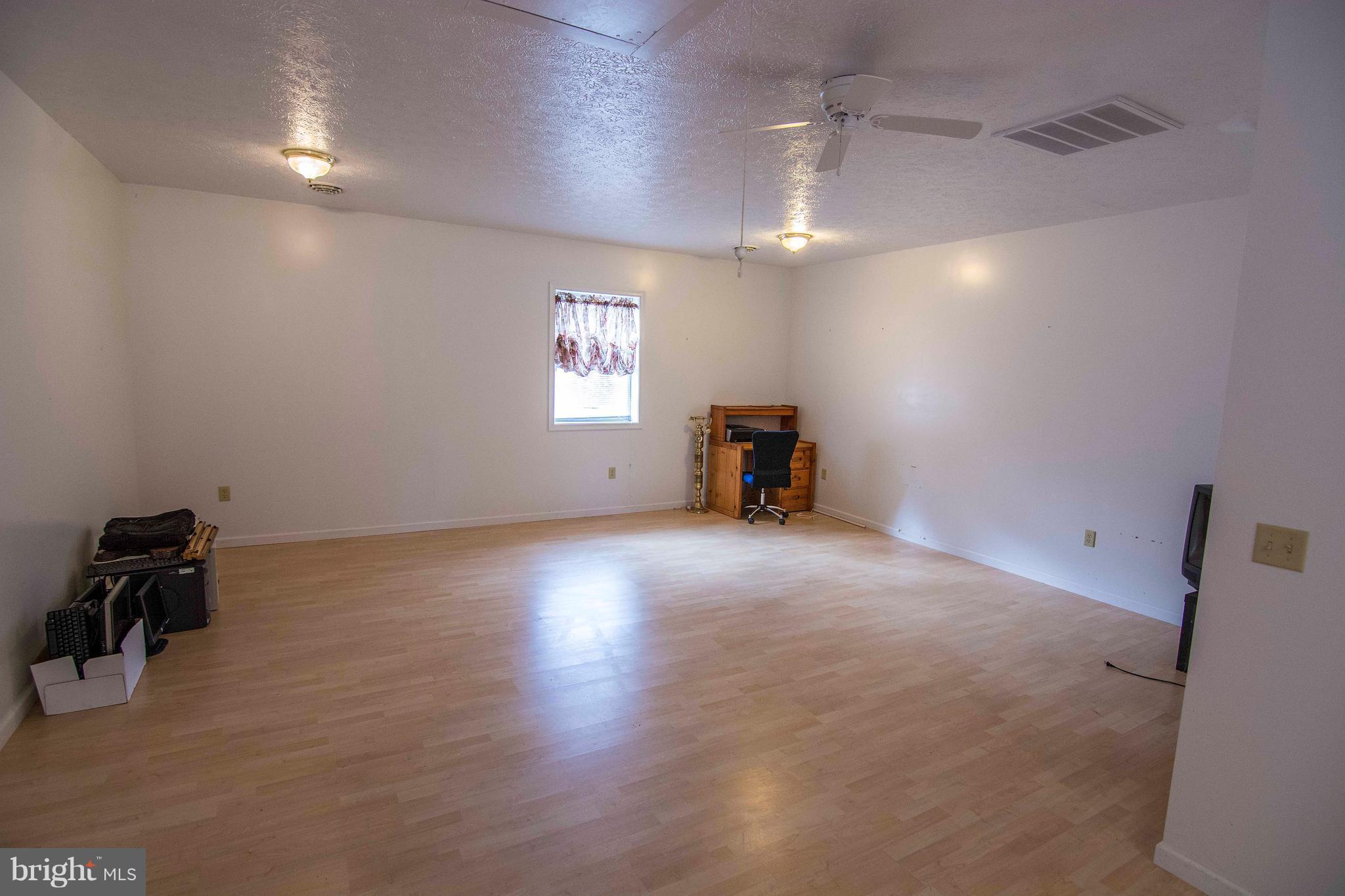 SHANLIN RIDGE - Residential