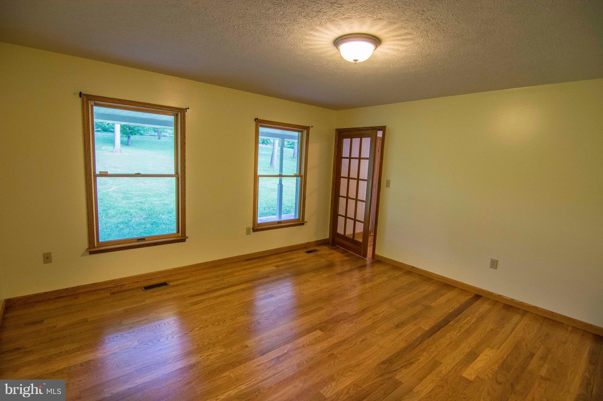 SHANLIN RIDGE - Residential