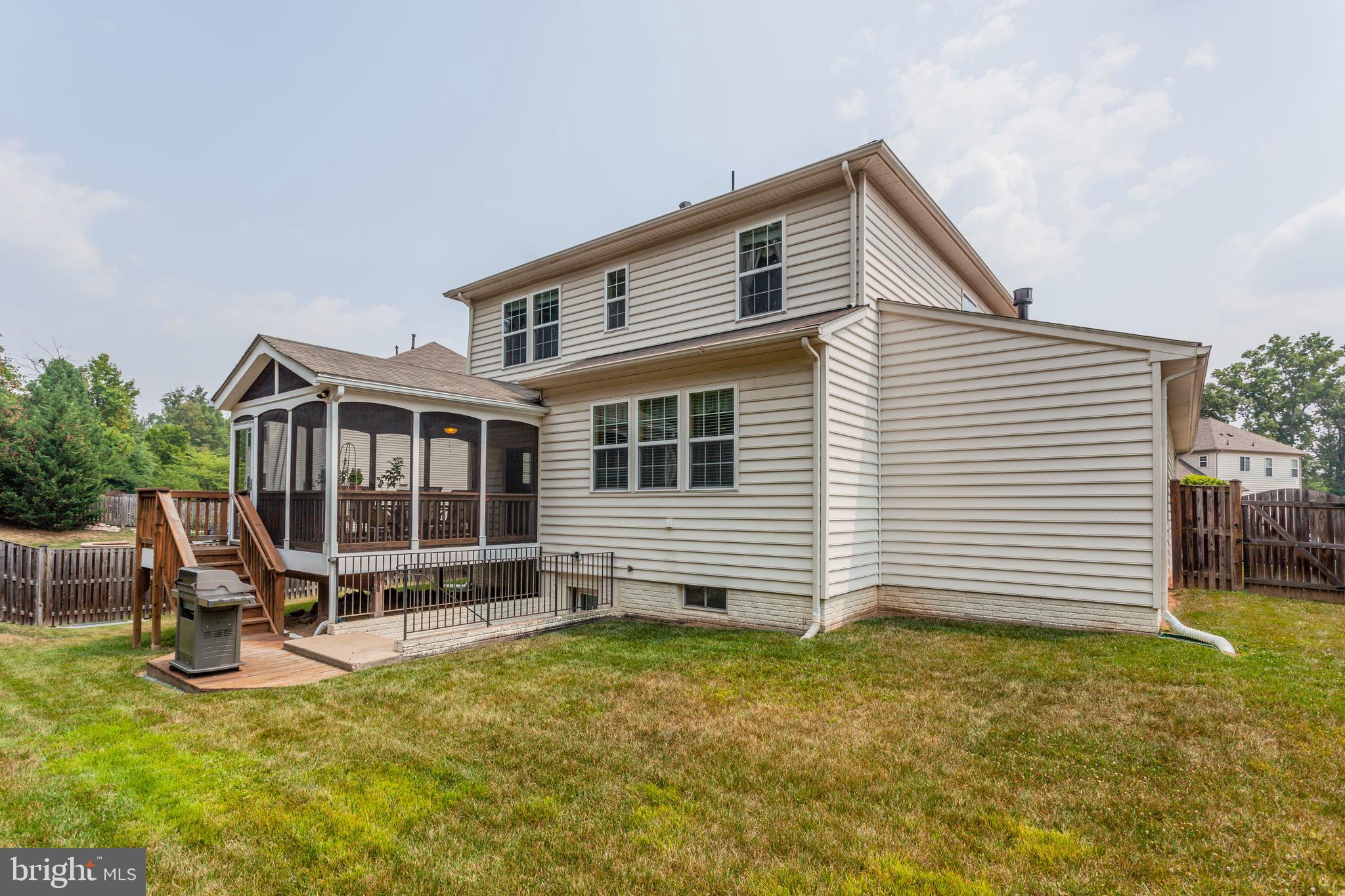 LANIER FARMS - Residential