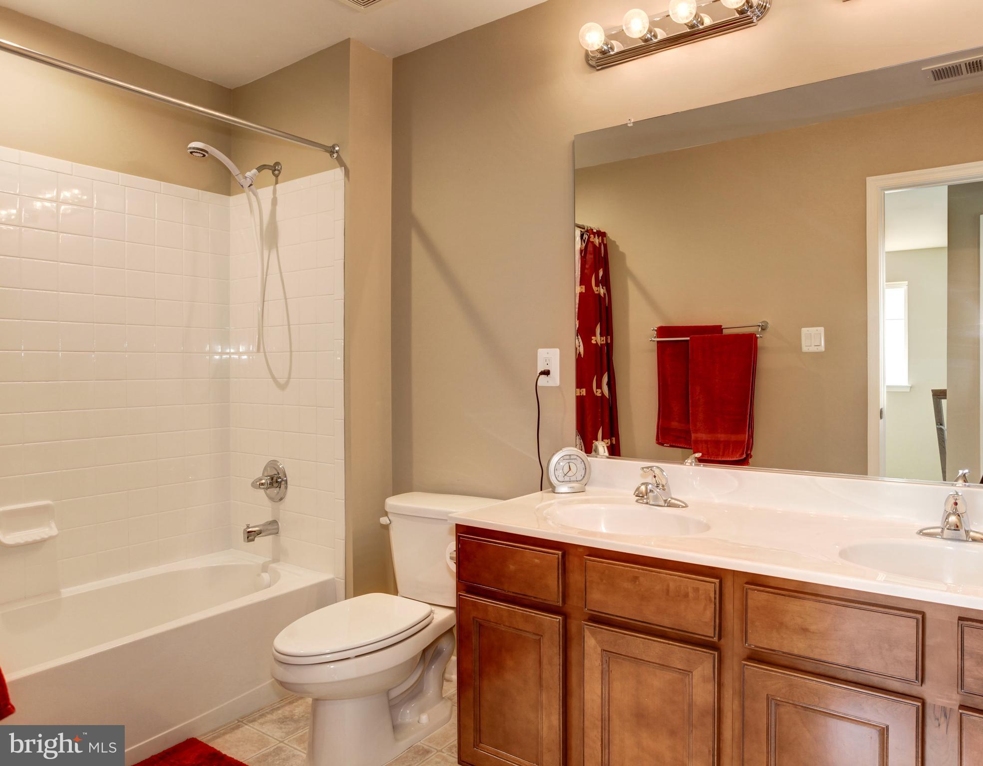 LANIER FARMS - Residential