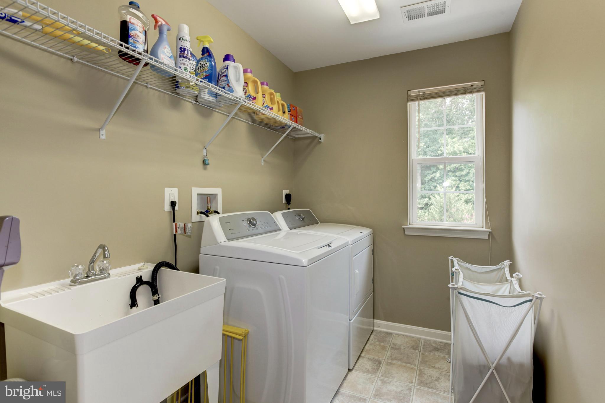 LANIER FARMS - Residential