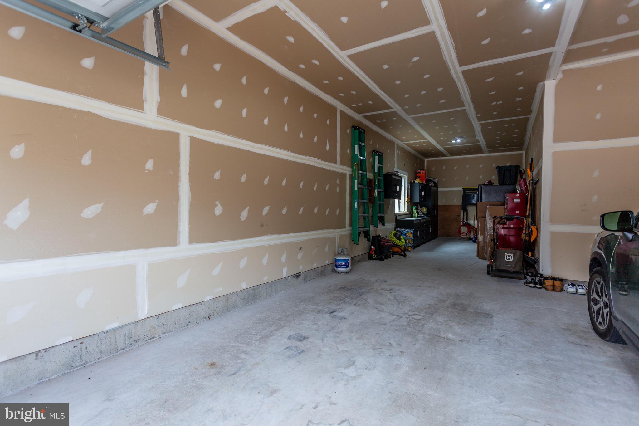 LANIER FARMS - Residential