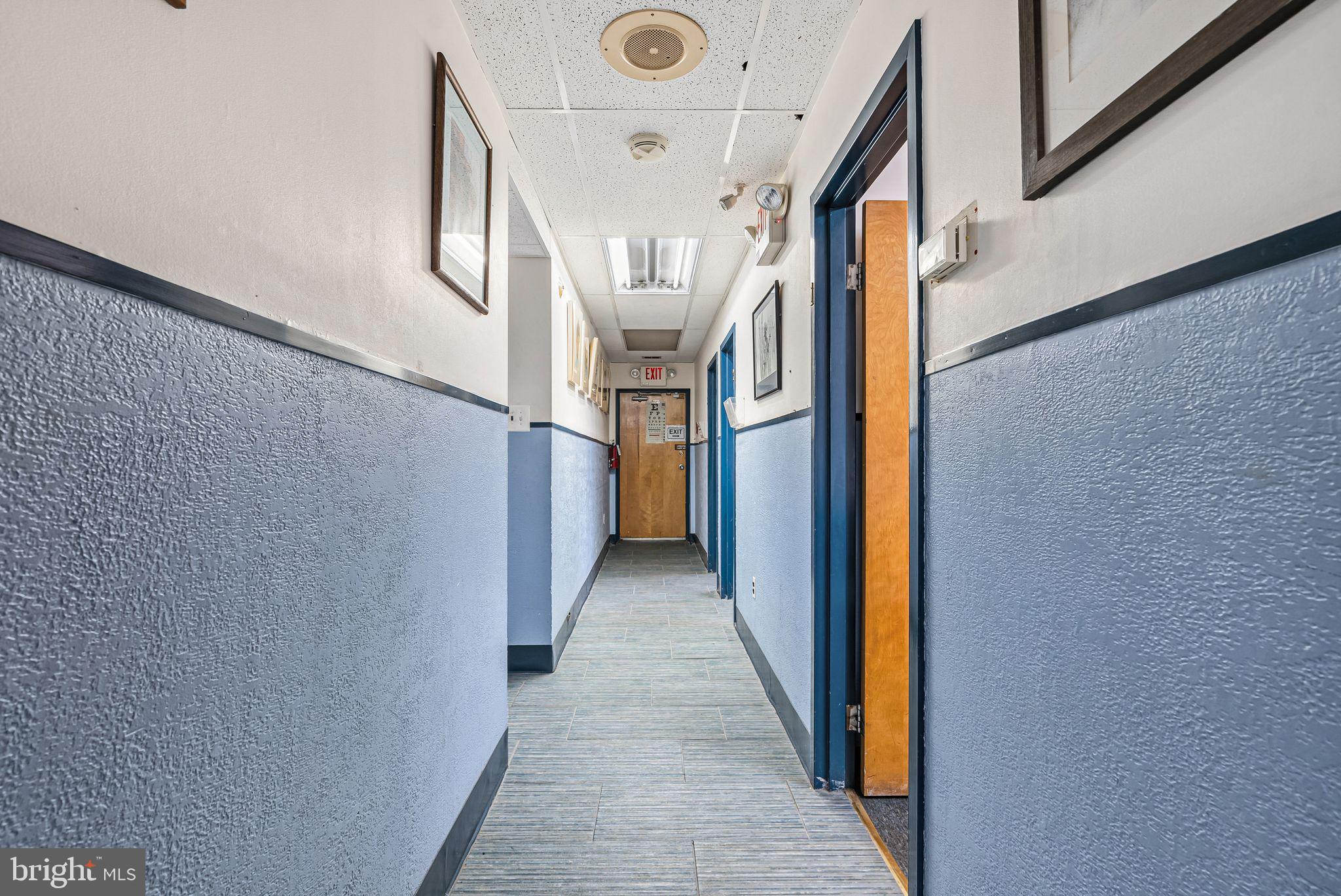 GERMANTOWN (EAST) - Commercial Sale