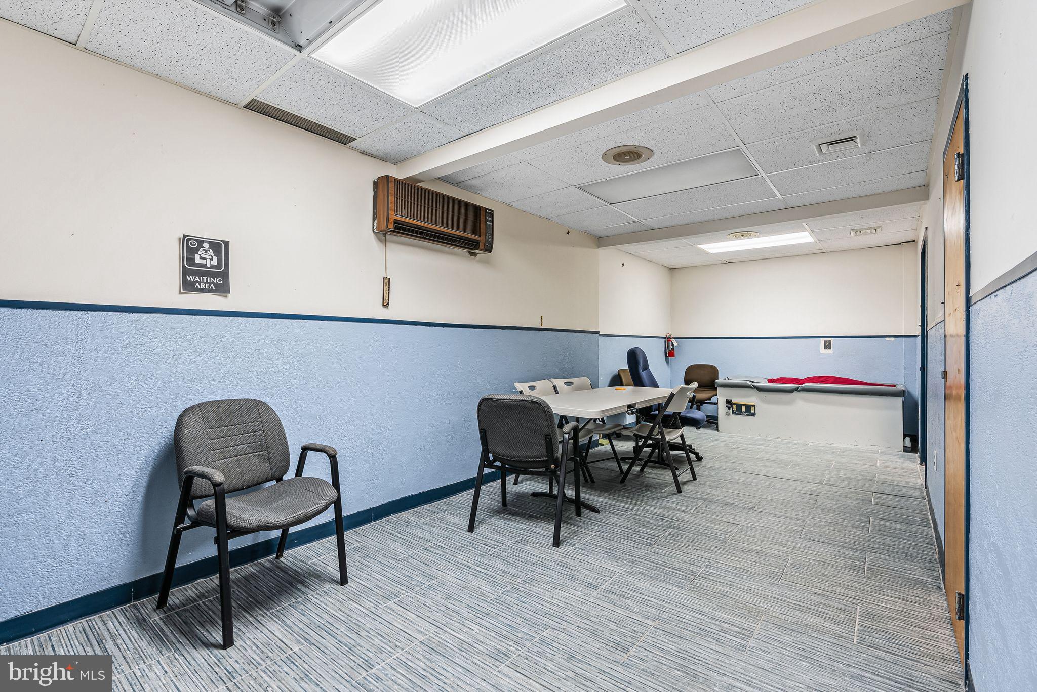GERMANTOWN (EAST) - Commercial Sale