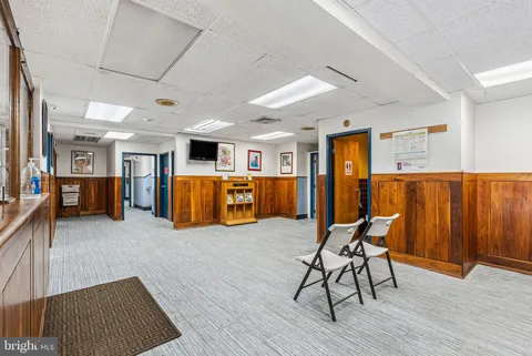 5803 Chew Avenue, Philadelphia, PA MLS: PAPH2473704